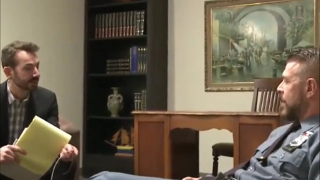 警長來了 - FC2 Video - 325346