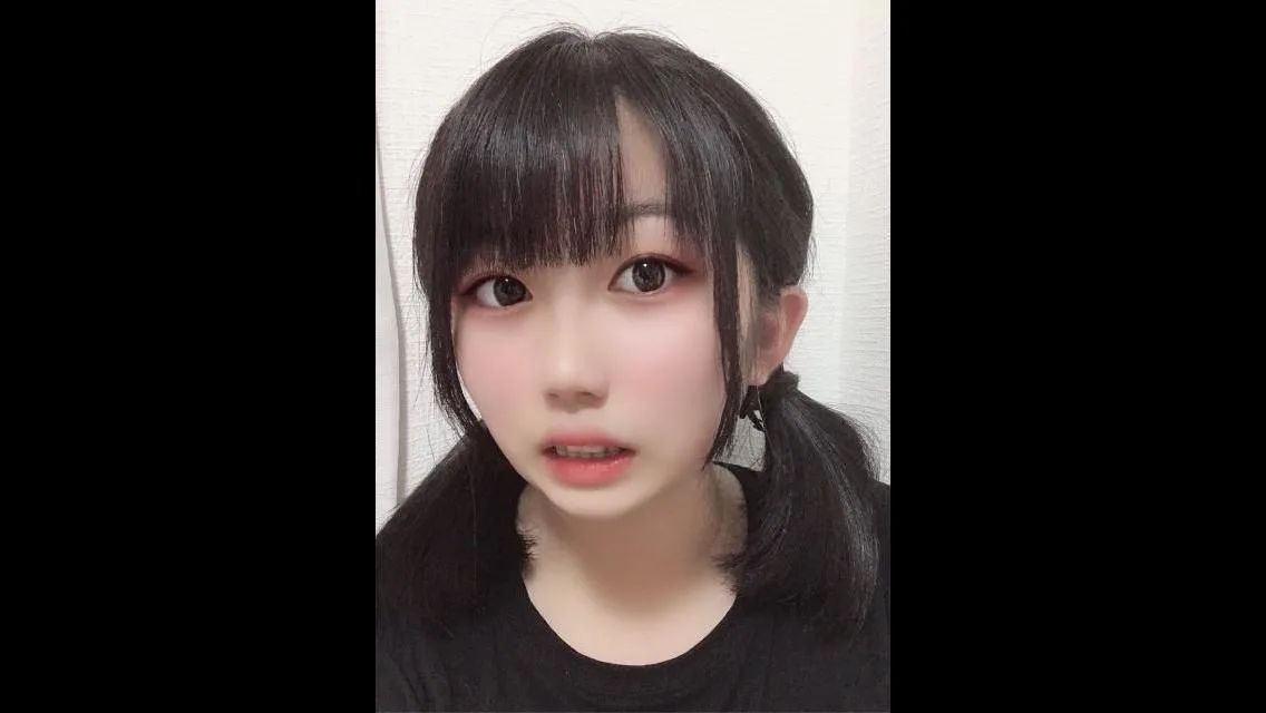 【無・個撮】大学一回生の彼女が、自撮りオナニーライブを配信してくれました。 - FC2 Video - 325936