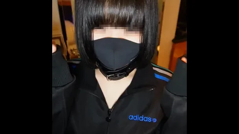 地雷系インフルエンサー2万人。押しに弱いめいちゃん3作目。お揃いのメーカーの服着て危険日に中出し - FC2 Video - 325946