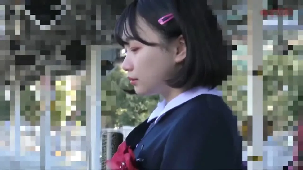 未経験のムッチリ蕾ボディが極長チ○コで開花する中出し - FC2 Video - 326855