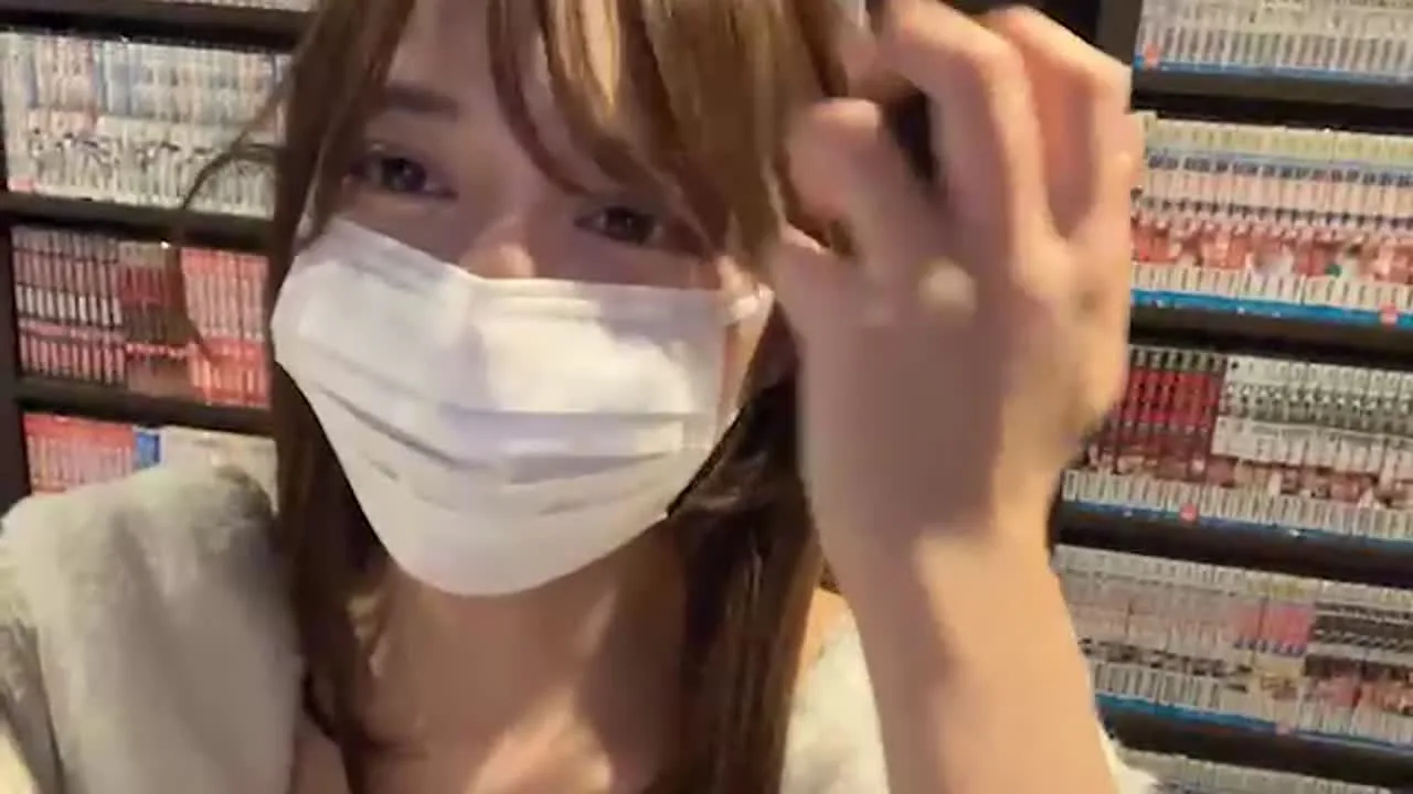 【限定数・期間限定】【緊急ﾃﾞ回してます‼️】ギリギリ露出が1番の興奮材料！！♡♡ 20241 - FC2 Video - 327309