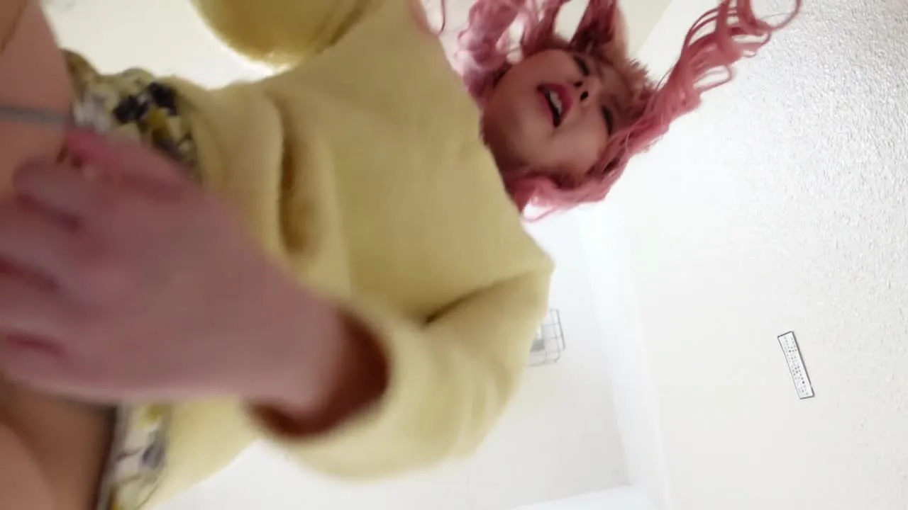 [PR]初回限定版3000➡1999 出会い系サイトの宝　こんなも場所でもしっかり見せてくれるエロギャル - FC2 Video - 327536