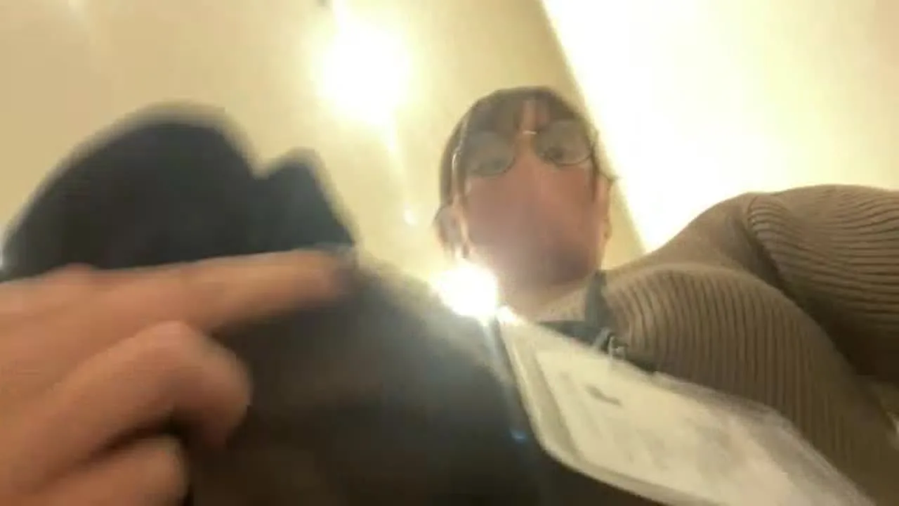 【限定数・期間限定】お外の平和を守る為ごま警備員出動！漫喫を目指す！ 20230213 - FC2 Video - 327680