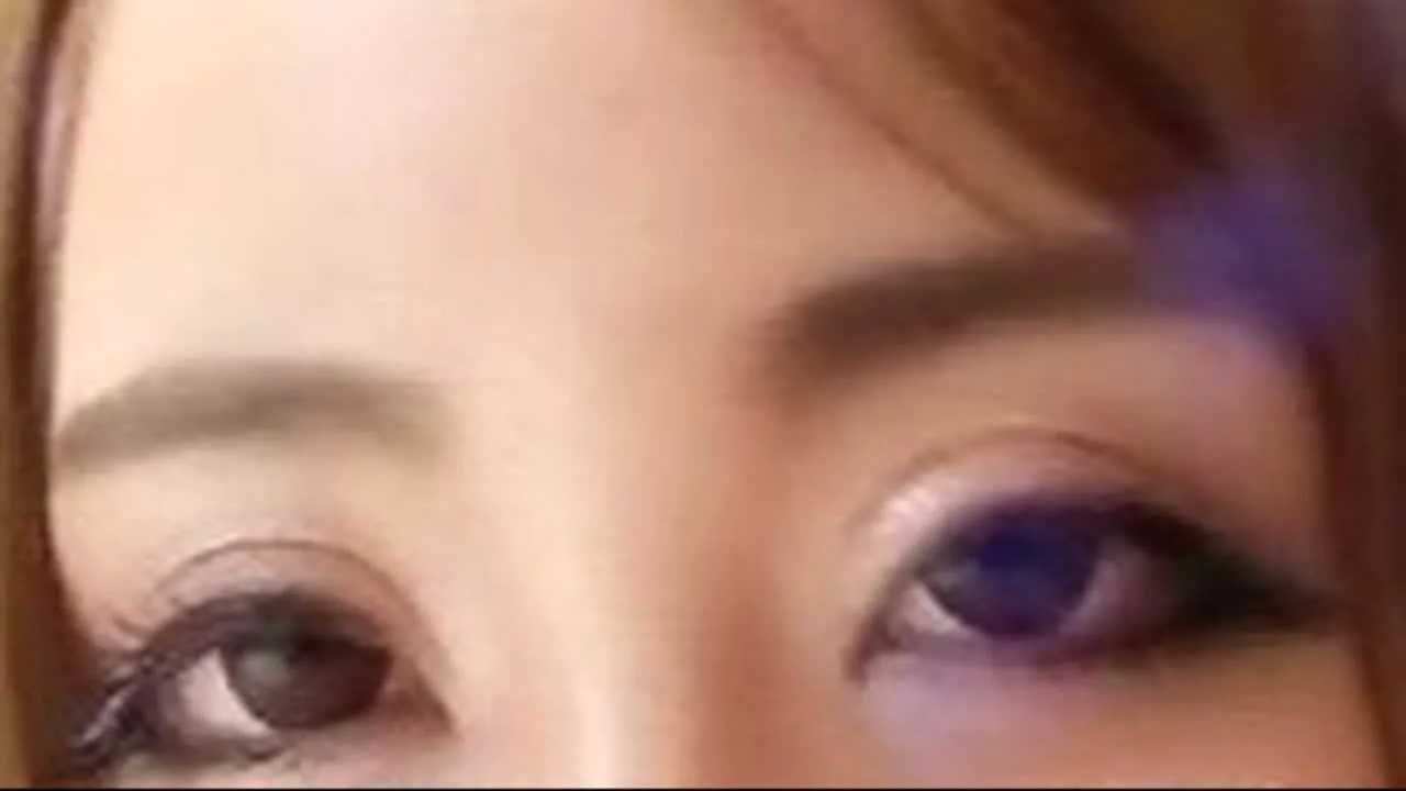 凄まじいジュポ音！喉でカッポカッポ！魅惑的な目力の元ＡＶ女優の個人撮影フェラ！頼まれずともお掃除！ - FC2 Video - 328190