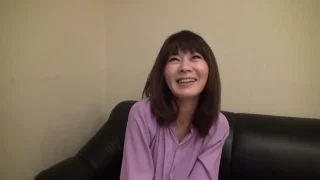 【熟女】上品な顔とは不釣り合いなデカ乳首！50歳の小柄熟女◆色っぽい喘ぎ声を上げて生チ○ポでイキまく - FC2 Video - 330490