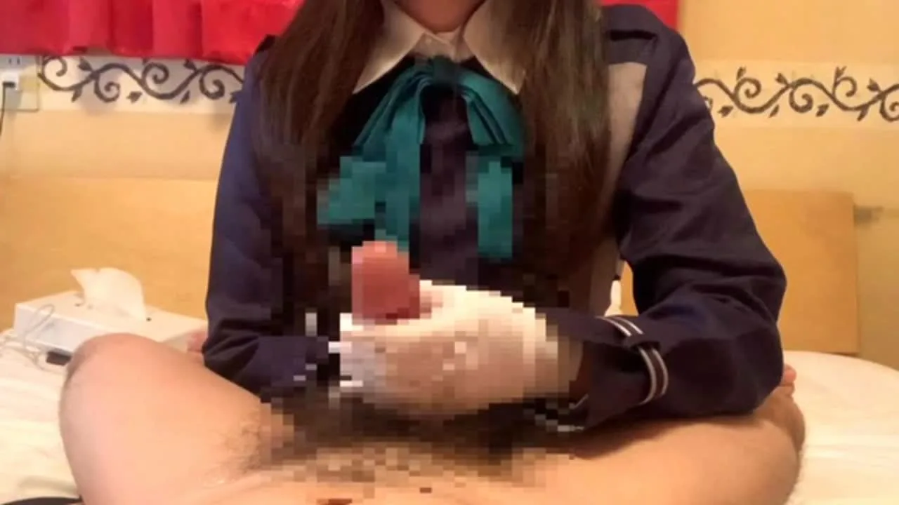 白手袋のコスプレイヤーちゃんに股間のチンアナゴをシコシコしてもらってザーメンを射精しました - FC2 Video - 330698