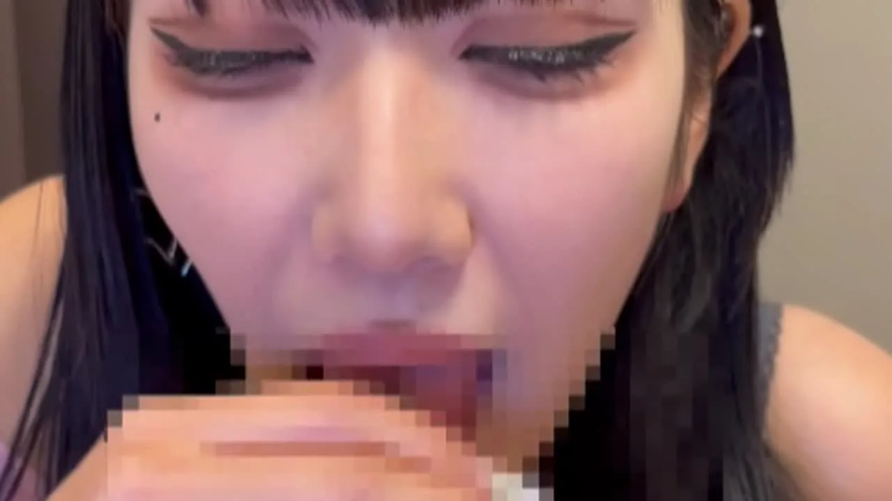 続:タトゥーギャルのフェラ - FC2 Video - 330997