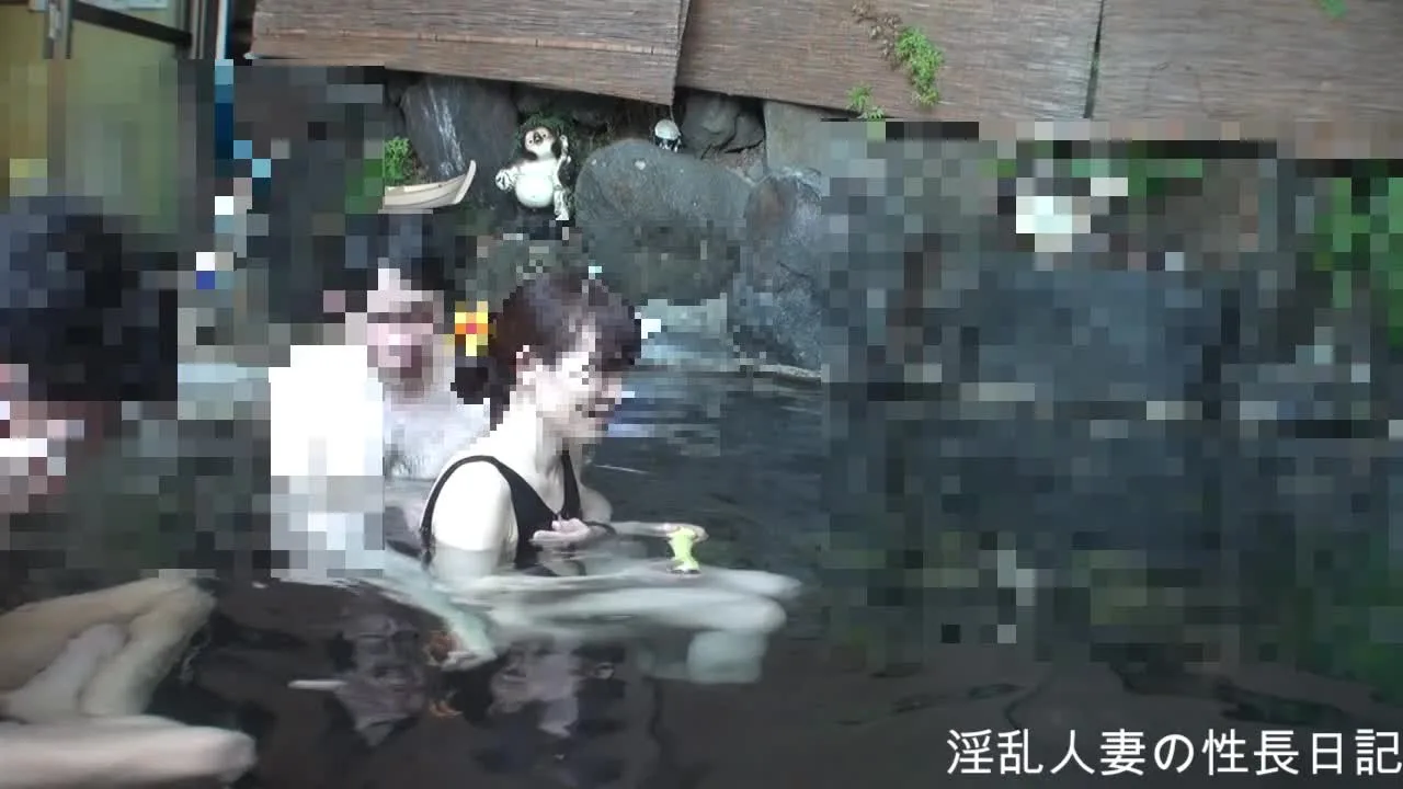 混浴　ハイレグセクシー水着でワニの餌食⑥ - FC2 Video - 331533