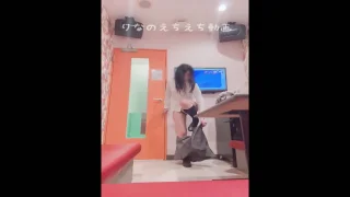 【女子大生りなのえちな露出オナ】カラオケの室内で制服姿でオナニー…一枚ずつ脱いでいって制服全部脱いじゃって、たくさんの人が個室前を通っている最中もオナニー続けてます… - FC2 Video - 331543