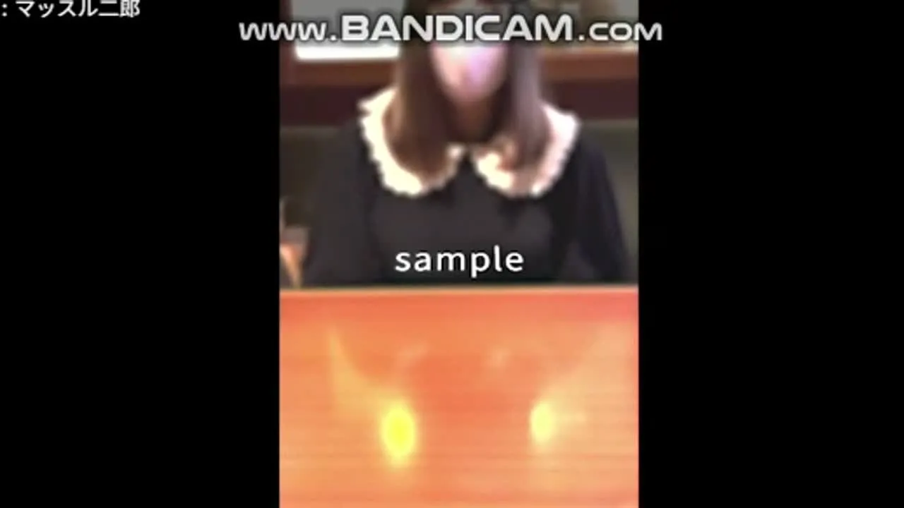 ペットショップで働くFカップハーフ美女みかんちゃん - FC2 Video - 332641