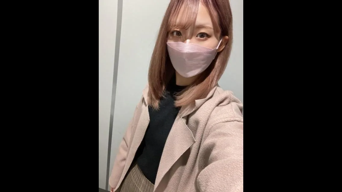 【無・個撮】バイト先のマジメな女子大生と仲良くなり、ホテルでハメ撮りしてきました。 - FC2 Video - 332651