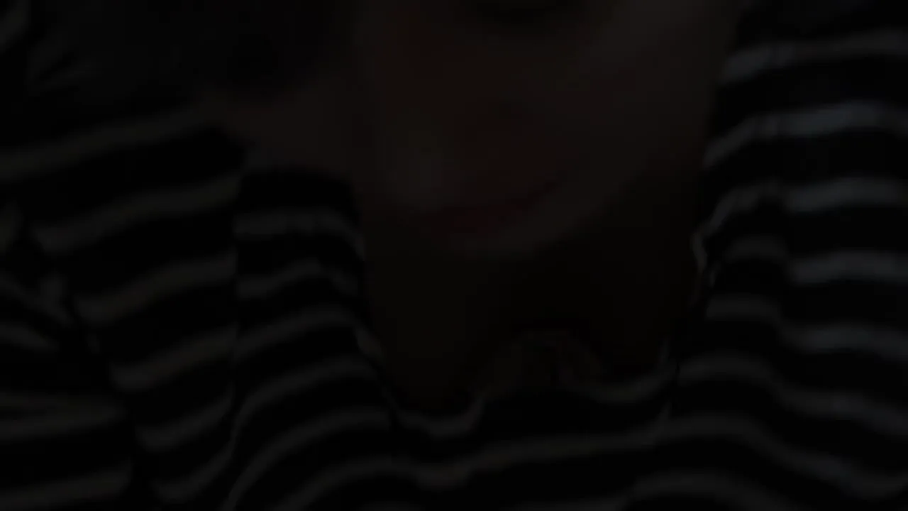 【乳首チラ】ベビマ{vol.90}2人目の出産で萎み始めた乳房のエロス！！両胸の乳首が - FC2 Video - 336071