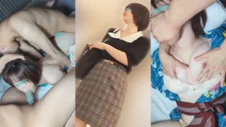 ホテル侵入／ひとり旅に来ていた美乳地方女子大生 - FC2 Video - 338343