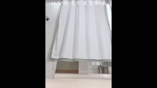 【女子大生りなのえちな露出オナ】カーテン下が結構空いてる試着室で試着しながら全裸オナニーしました…前の個室に人がいたのにしゃがんで隙間から見せつけるようにオナニーしちゃった… - FC2 Video - 338523