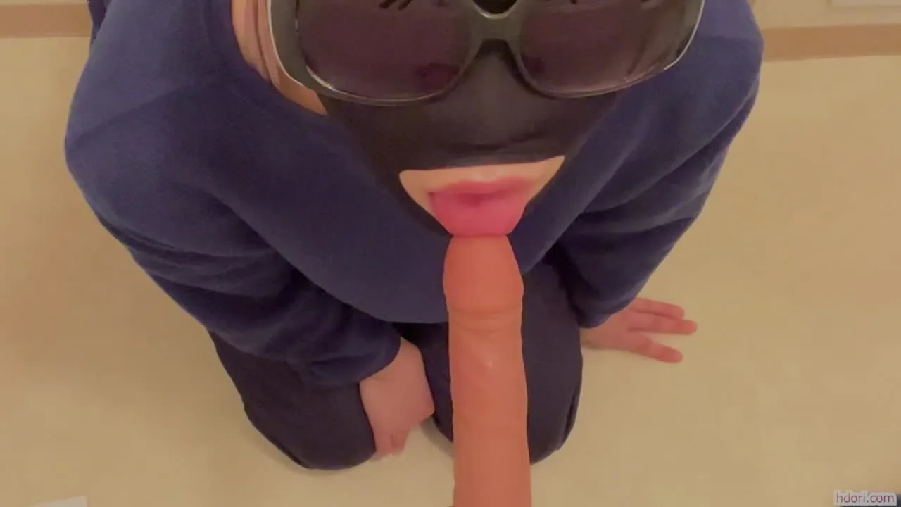 手を使わない疑似フェラ　年上女性の言葉責めフェラチオ - FC2 Video - 339313