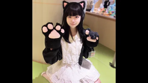 【ｷﾞﾘ合法】147cm究極の童顔ｼｽ体型の18歳コンカフェ嬢。生えかけの陰毛を剃毛プレイ - FC2 Video - 339547