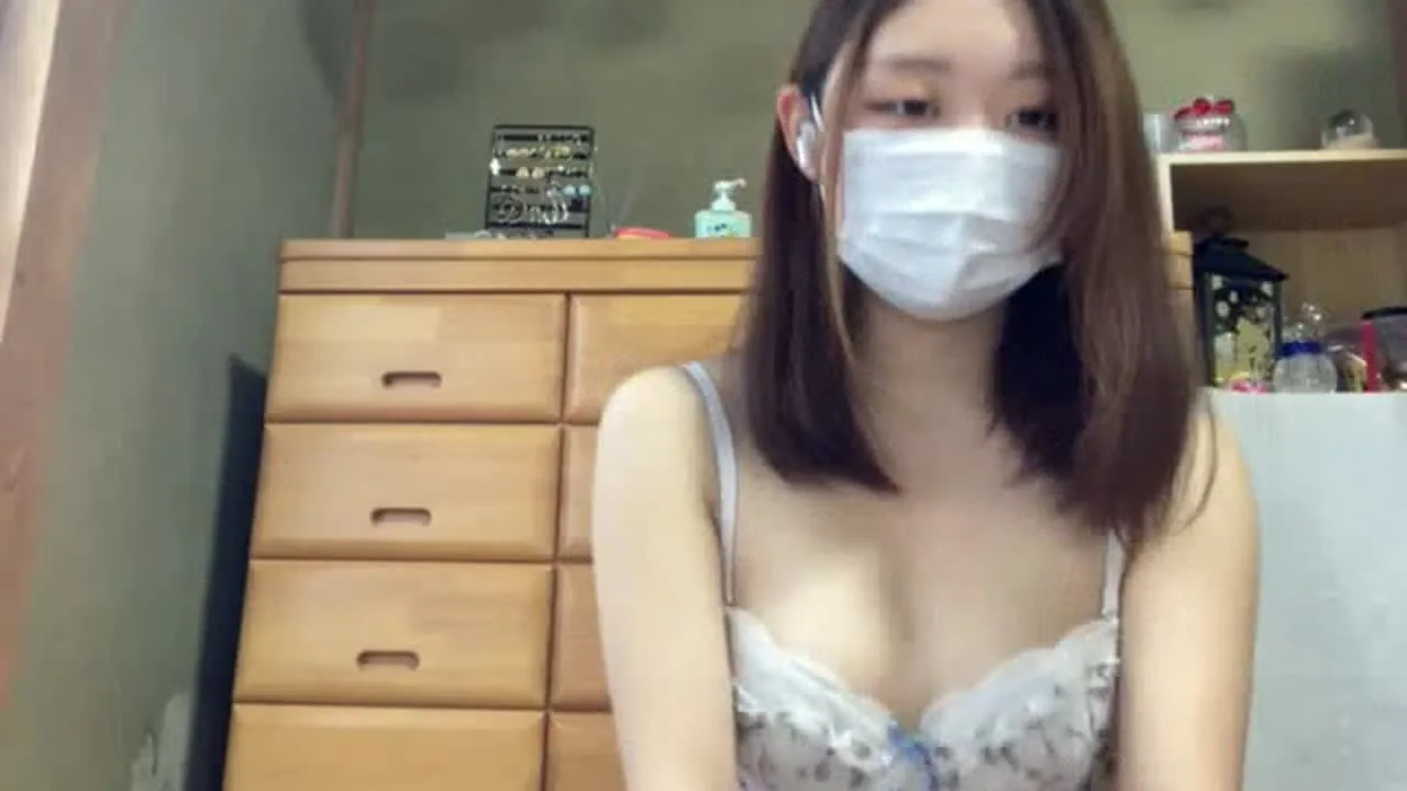 はじめまして！1８です。 - FC2 Video - 340189