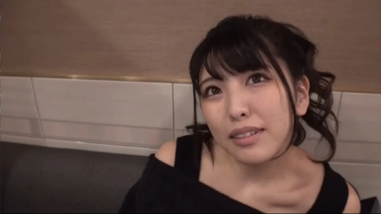 20歳キャバ嬢のま◯こから垂れるお汁と痙攣しながらｲｸ時の顔が最高なので公開します - FC2 Video - 341763