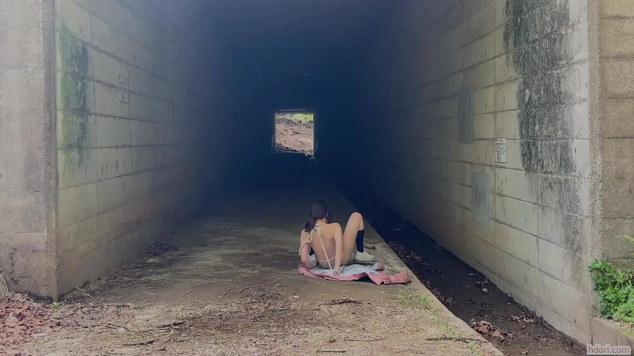 ドM変態コスプレで野外露出オナニー - FC2 Video - 344546