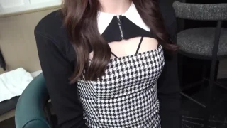 【圧倒的美女】綺麗なピンク色のオマ◯コちゃん 最後は自ら中出し懇願する変態むすめ - FC2 Video - 349309