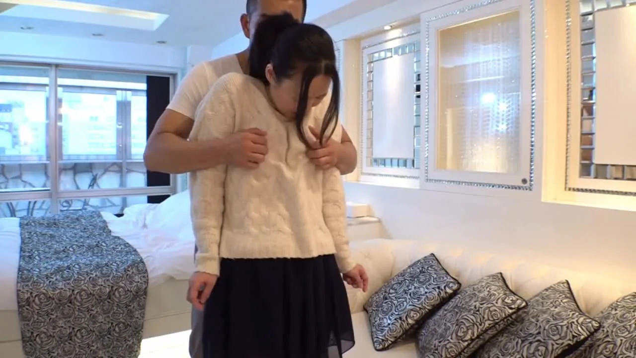 【熟女】初の浮気セックス。44歳。人妻。よしみさん。 - FC2 Video - 351076