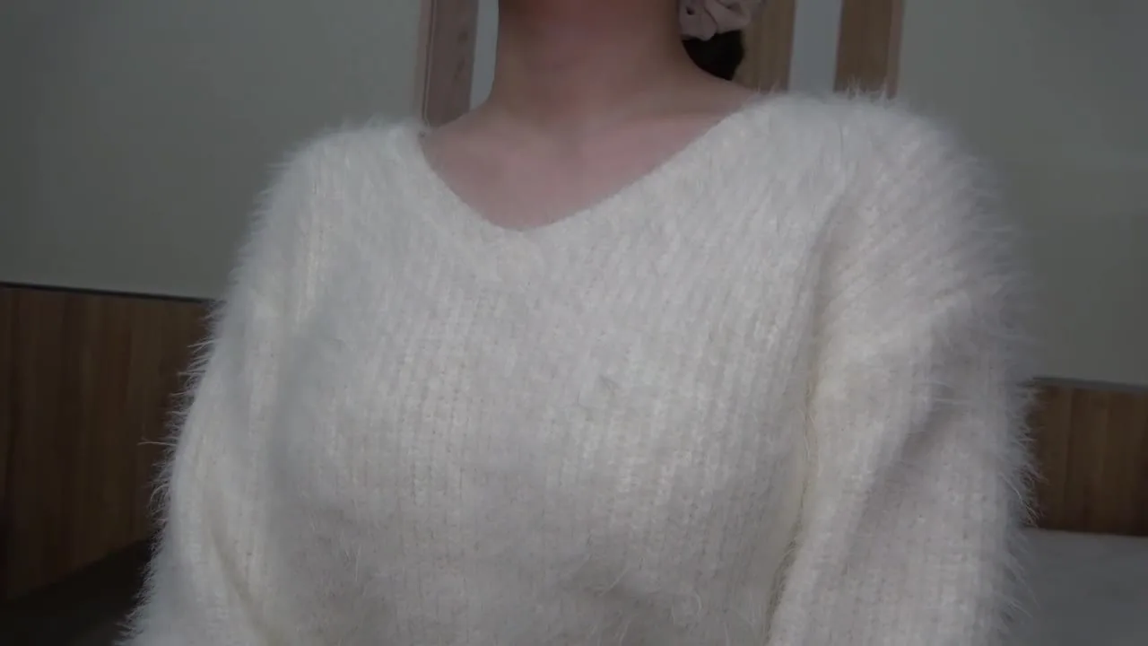 【美巨乳】１９歳 色白でムッチリとしたエロ乳ボディが気持ち良すぎてNTR中出しフィニッシュ！ - FC2 Video - 351204