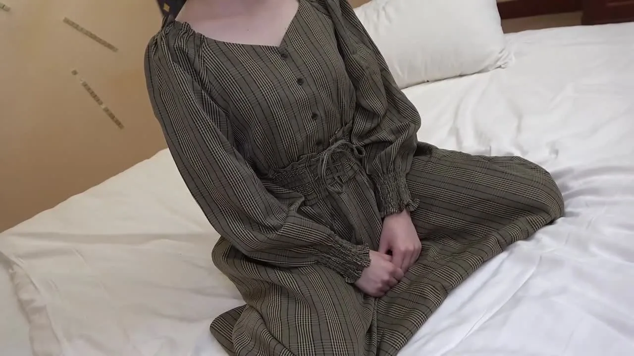 【2作品】18歳153㎝.39kgの現えきアイドル。個人用撮影とだ.ま.し無許.可中出しまで！ - FC2 Video - 351708