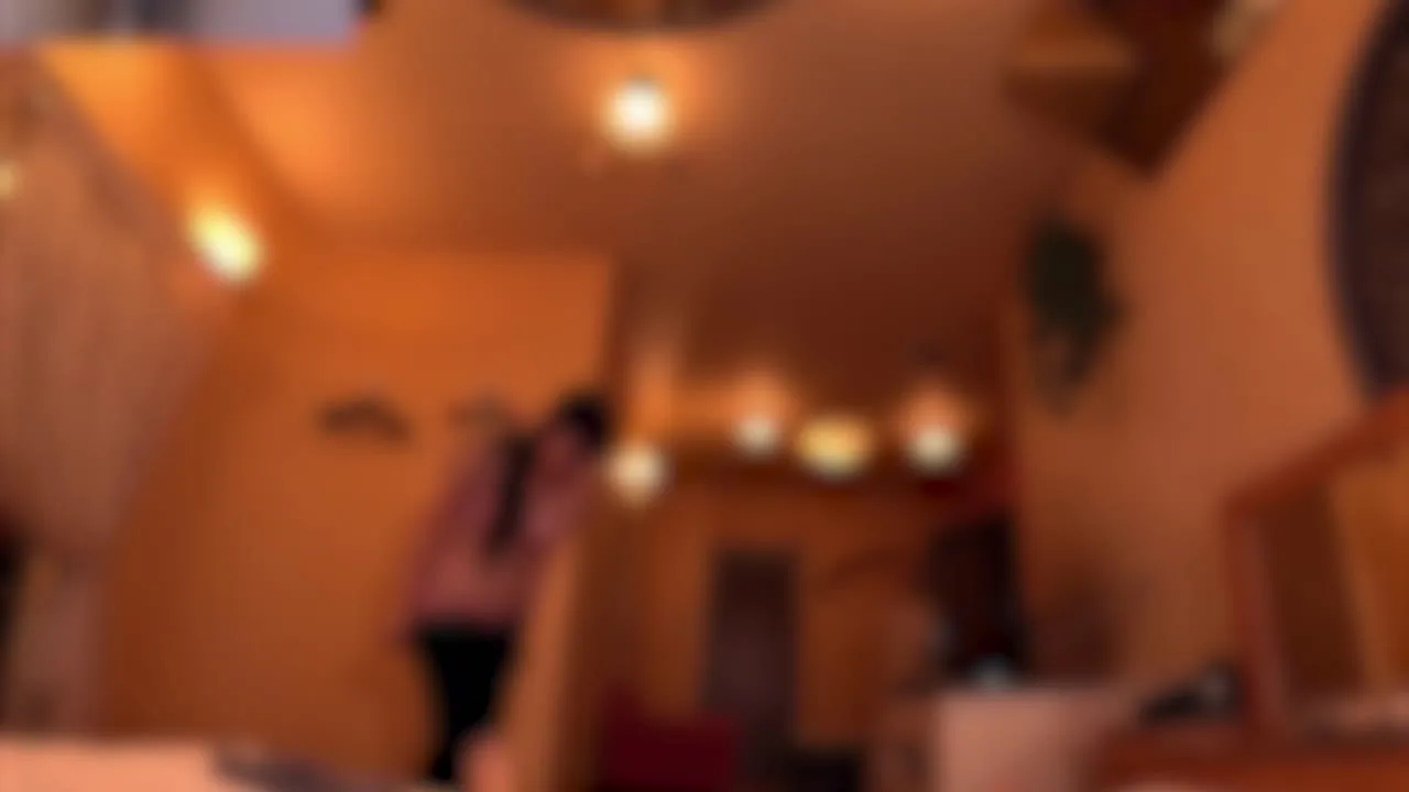 018_SAMPLE.mp4 - FC2 Video - 353552