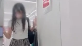 ★試着室で全裸オナニー★カーテンの隙間がかなり空いてる試着室でしゃが - FC2 Video - 356963