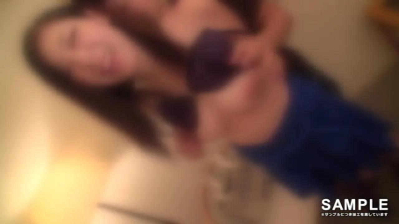 【未修正】大量レーザー２連発!!ノーハンド射精で勢い良く首元飛来!!天然美F乳美人に3Pで生挿入2連発!! - FC2 Video - 358393