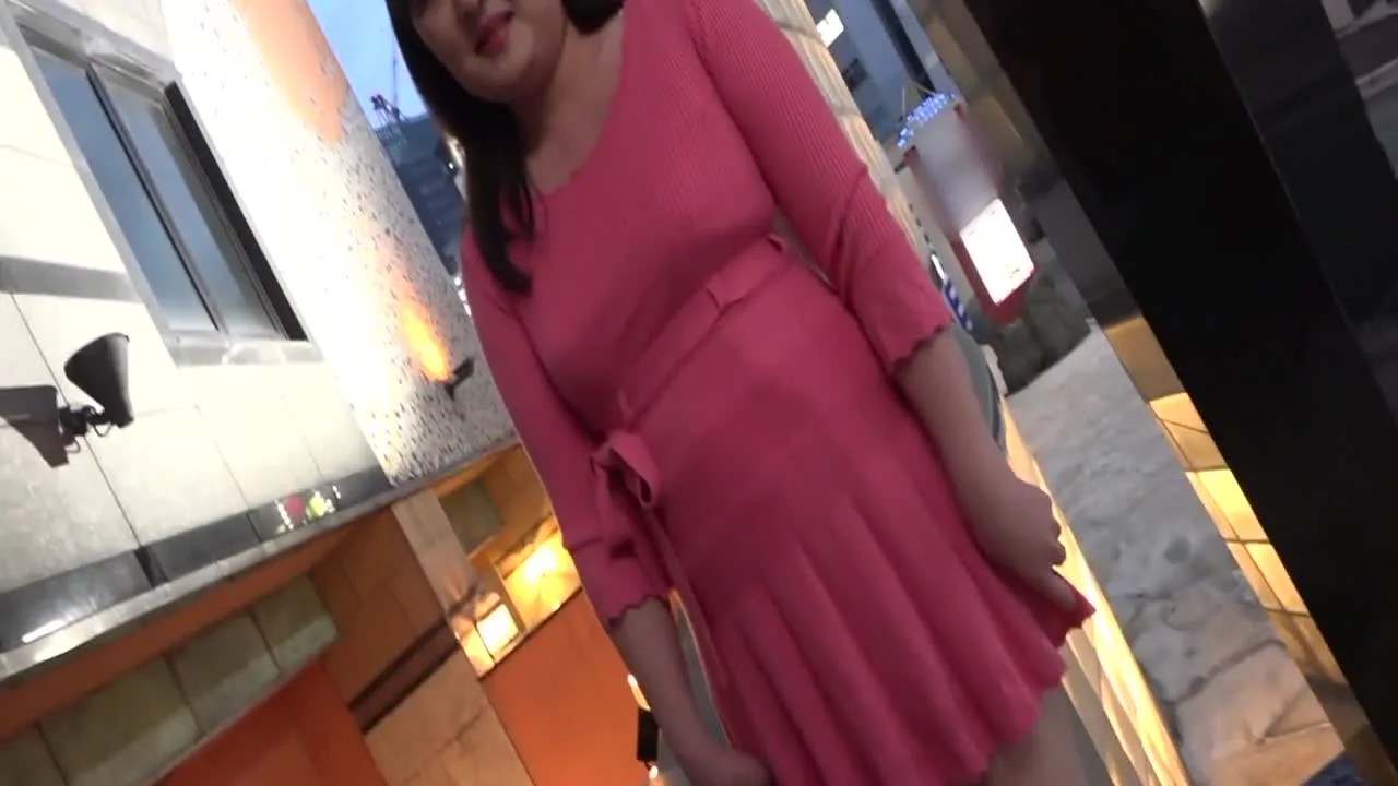 FC2-PPV-4770643 【アジア】予算1,000万で日本旅行に来ているセレブ妻。 日本人チン - FC2 Video - 359021