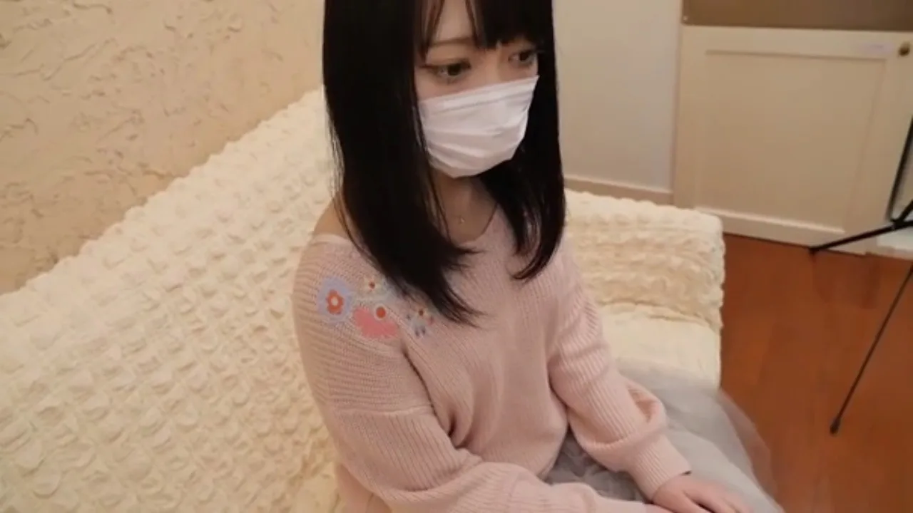 【個人撮影】ひかり22歳 ヌメマン汁淫壺マンコにナマチンポ抜き差し絶頂種付中出し！！ - FC2 Video - 360557