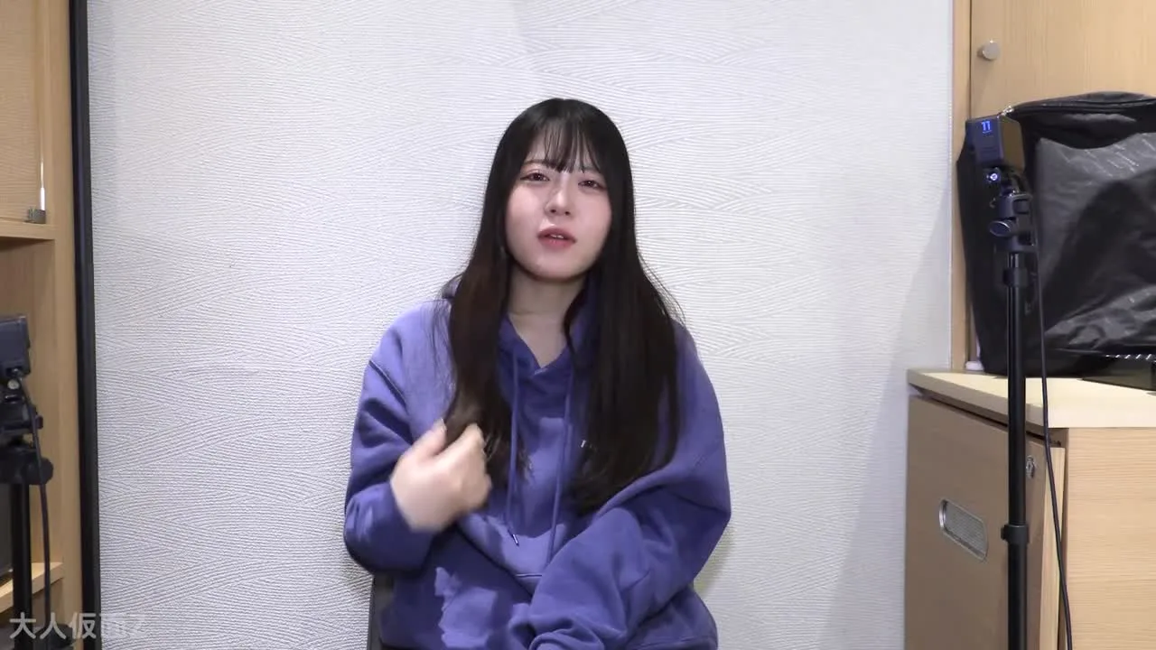 【素人初撮り】とも(18) かわいい教員のたまご。出演して大丈夫なのだろうかと思いつつ撮影。 - FC2 Video - 363684