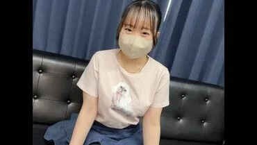 【完全素人初撮り】経験極浅めっちゃ可愛い18歳♡このルックスで巨乳Fカップ！生挿入中出しにガチで困惑 - FC2 Video - 363998