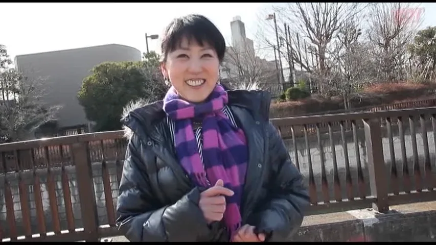 【ホットエンターテイメント】商店街で見かける地味なおばさんはどんなふうに乱れるのか？ #030 - FC2 Video - 364286