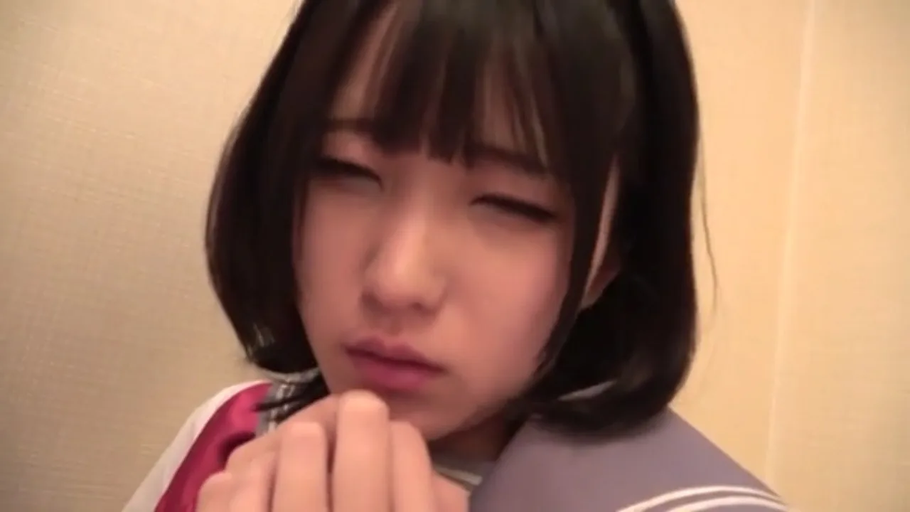 [個撮]＜美○女種付け＞Cカップ美○女にバニーコスをさせて極太人参で特濃種付け！ - FC2 Video - 365238