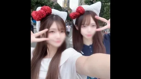 顔出し解禁【伝説】同級生のﾕｲ＆ﾋｶﾙのﾊｰﾚﾑ３P。過去最高美女のW潮吹きに連続中出しで歴史を刻む - FC2 Video - 367214