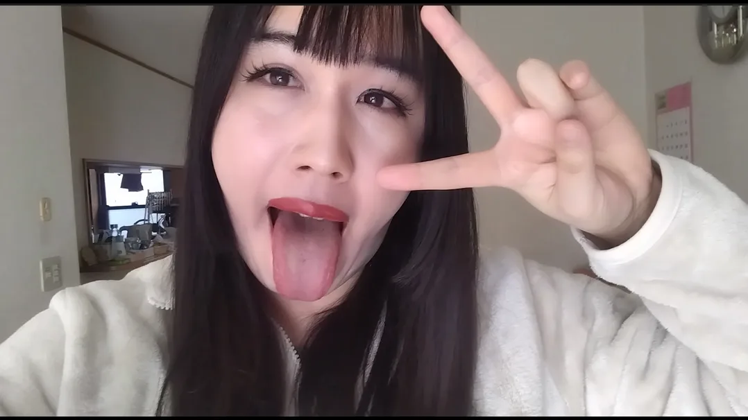 ブサイクアラサーの全力★変顔ベロ出しビデオ - FC2 Video - 367352