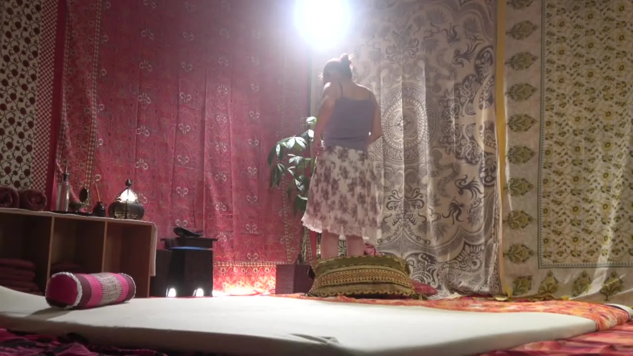 美熟女の淫乱スイッチ着火！タイ古式マッサージでムラムラ全開!本性剝き出し飢えたカラダがのけ反り絶頂! - FC2 Video - 370007