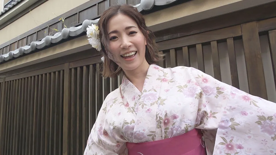 sample【顔出し】着物妻と不倫デート後、旅館で濃厚NTRセックス - FC2 Video - 370509