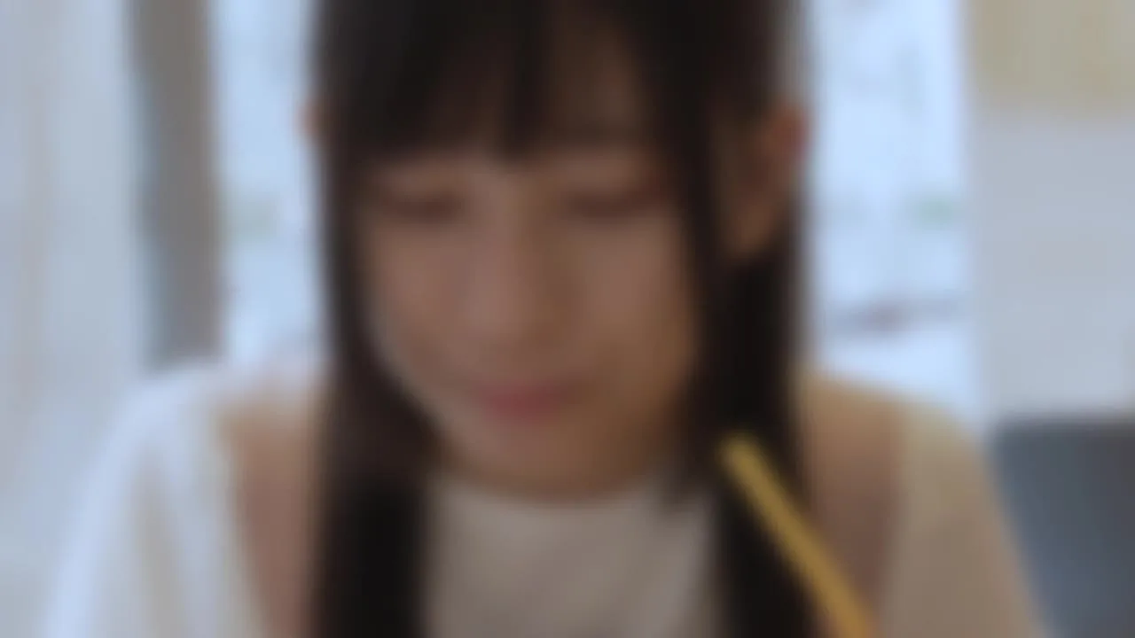 天然Ｇカップ１年生りおちゃん純粋19才！もも色ぷっくり乳輪巨乳の逸材！乳まんこで初パイズリ。 - FC2 Video - 373529