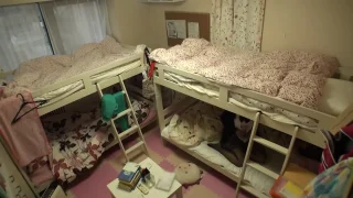 【個撮】無垢な処女が一心不乱におまんこ弄りしているところ。 声を抑えながらのオナニーで - FC2 Video - 375123