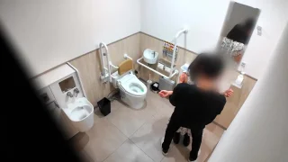 スリルを味わいたい彼氏の性癖に渋々付き合うサラサラ黒髪ショートの童顔彼女・・・ - FC2 Video - 377617