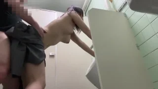 【悪手10】19歳JD再び！半年間やりたかったあの子についに念願の生ハメ！Fカップの美乳だった - FC2 Video - 377967