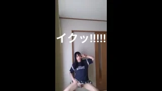 ミニスカおちんぽ女子のがに股ポージング☆ - FC2 Video - 386876