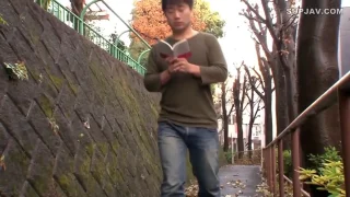 繁盛する出前熟女ソープ嬢　美人ボイン気立ての良さにテクも抜群なので引く手あまたの指名上位の人気女子 - FC2 Video - 390937