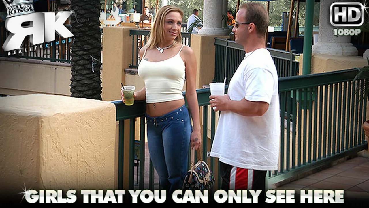 Call 4 Help - 8th Street Latinas - 15917