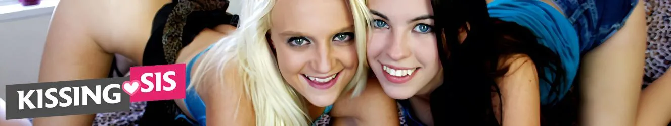 kissing-sis