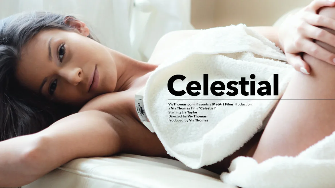 [06/19/2015] - Celestial - Viv Thomas - 40069