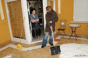 Granny takes my virginity - Girlsway - 50912